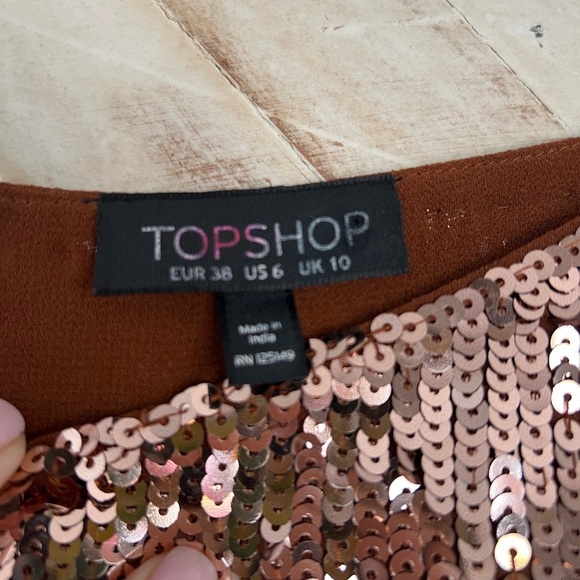 Topshop LOVE ME FOREVER OR LOVE ME NEVER Sequin Rose Gold Top - Picture 3 of 4